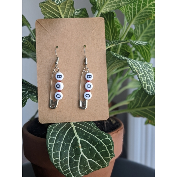 Handmade Halloween Earrings👻 - Picture 1 of 2